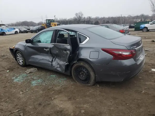 1N4AL3AP1JC103667 2018 NISSAN ALTIMA - Image 2