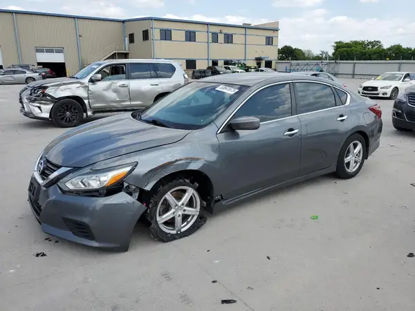 1N4AL3AP1JC107685 2018 NISSAN ALTIMA - Image 1