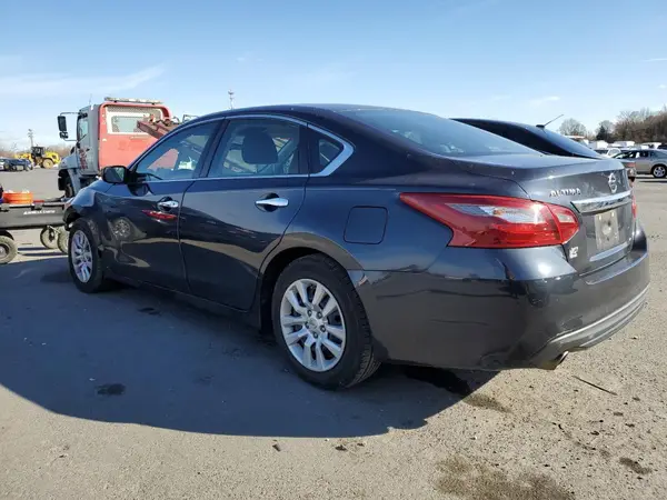 1N4AL3AP1JC108495 2018 NISSAN ALTIMA - Image 2