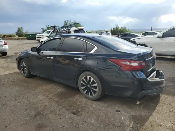 1N4AL3AP1JC109081 2018 NISSAN ALTIMA - Image 2