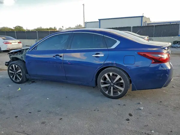 1N4AL3AP1JC109405 2018 NISSAN ALTIMA - Image 2