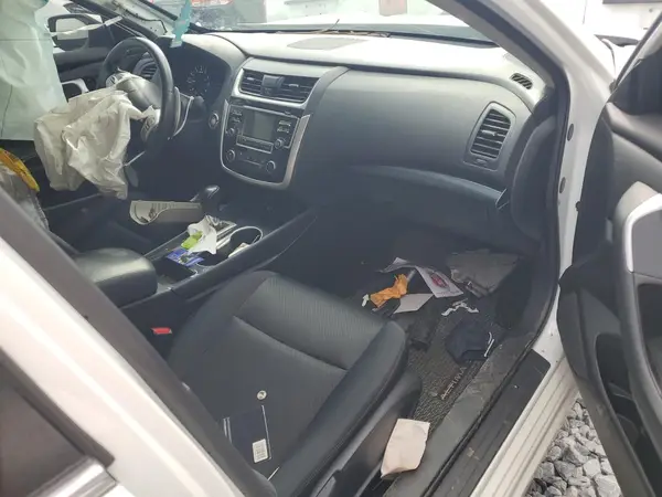 1N4AL3AP1JC109789 2018 NISSAN ALTIMA - Image 8