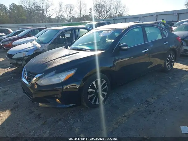 1N4AL3AP1JC114264 2018 NISSAN ALTIMA - Image 2