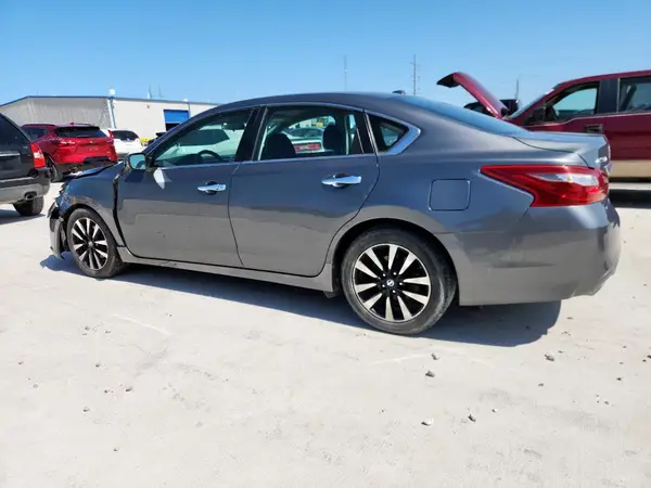 1N4AL3AP1JC114622 2018 NISSAN ALTIMA - Image 2