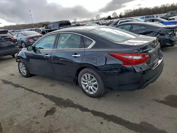 1N4AL3AP1JC115771 2018 NISSAN ALTIMA - Image 2