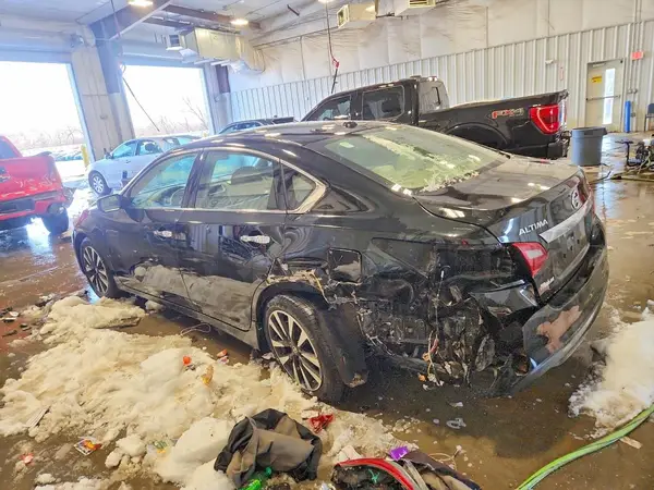 1N4AL3AP1JC115950 2018 NISSAN ALTIMA - Image 2