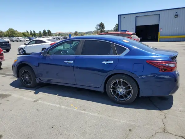 1N4AL3AP1JC117620 2018 NISSAN ALTIMA - Image 2