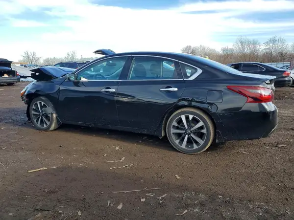 1N4AL3AP1JC118072 2018 NISSAN ALTIMA - Image 2