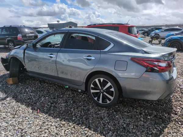 1N4AL3AP1JC119660 2018 NISSAN ALTIMA - Image 2