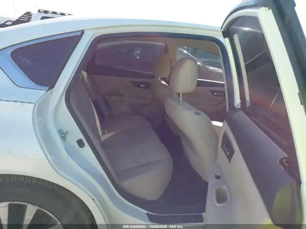 1N4AL3AP1JC120744 2018 NISSAN ALTIMA - Image 8
