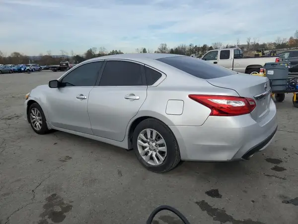 1N4AL3AP1JC120985 2018 NISSAN ALTIMA - Image 2