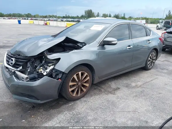 1N4AL3AP1JC121991 2018 NISSAN ALTIMA - Image 2