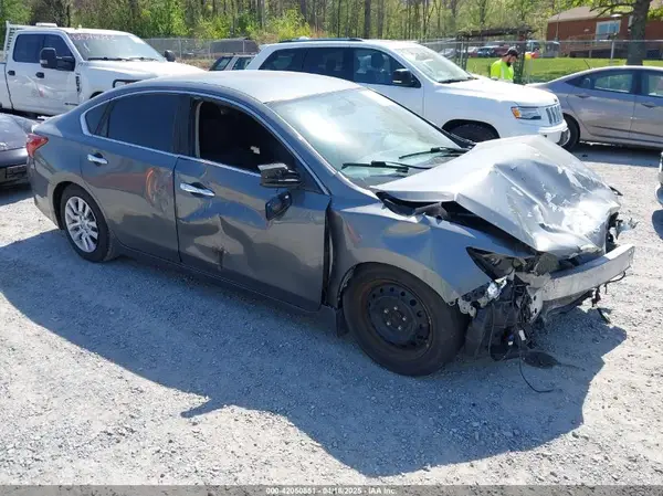 1N4AL3AP1JC122218 2018 NISSAN ALTIMA - Image 1