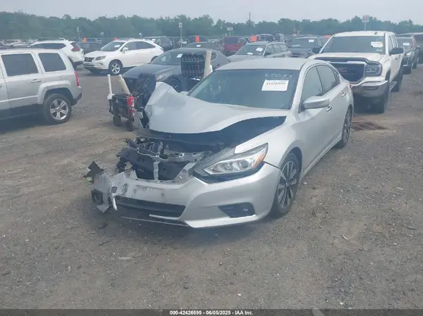 1N4AL3AP1JC122896 2018 NISSAN ALTIMA - Image 2
