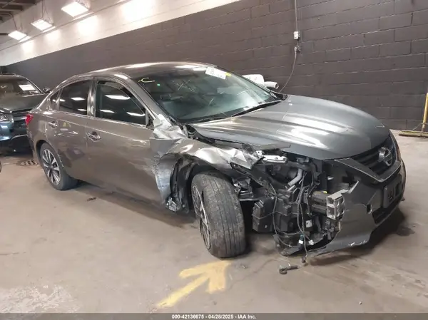1N4AL3AP1JC123210 2018 NISSAN ALTIMA - Image 1