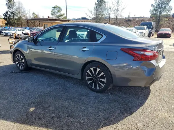1N4AL3AP1JC123286 2018 NISSAN ALTIMA - Image 2