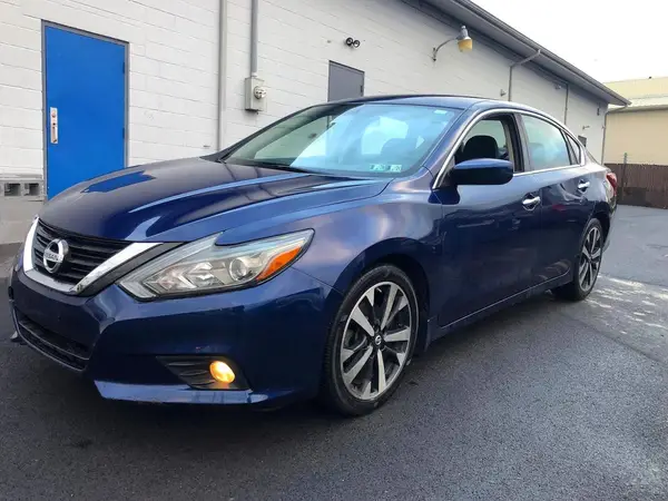 1N4AL3AP1JC123580 2018 NISSAN ALTIMA - Image 2