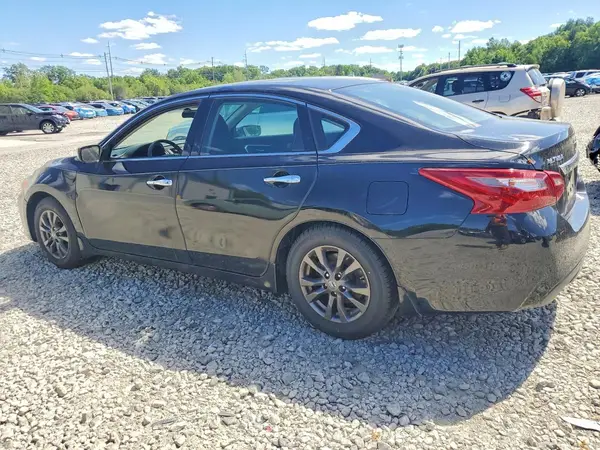 1N4AL3AP1JC123935 2018 NISSAN ALTIMA - Image 2