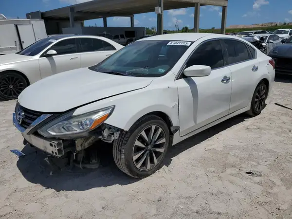 1N4AL3AP1JC130528 2018 NISSAN ALTIMA - Image 1