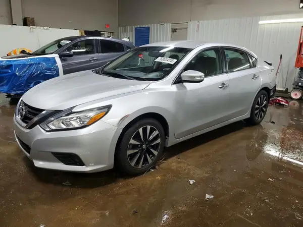 1N4AL3AP1JC130853 2018 NISSAN ALTIMA - Image 1