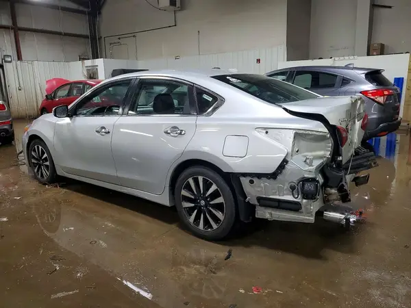 1N4AL3AP1JC130853 2018 NISSAN ALTIMA - Image 2