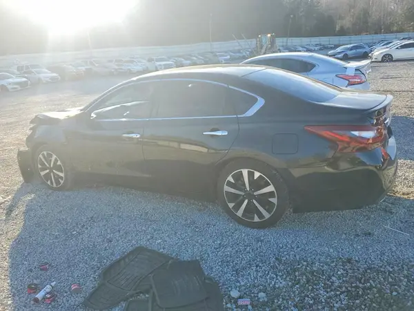 1N4AL3AP1JC133347 2018 NISSAN ALTIMA - Image 2