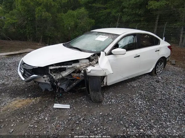 1N4AL3AP1JC136393 2018 NISSAN ALTIMA - Image 2