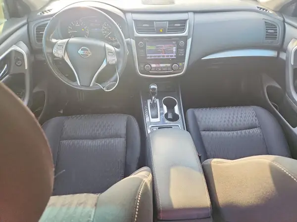 1N4AL3AP1JC137947 2018 NISSAN ALTIMA - Image 8