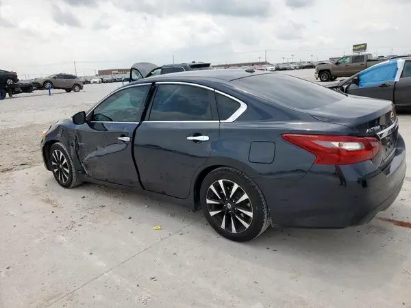 1N4AL3AP1JC142467 2018 NISSAN ALTIMA - Image 2