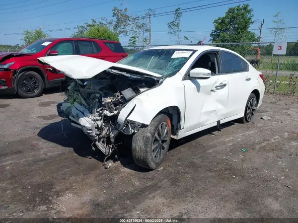 1N4AL3AP1JC146521 2018 NISSAN ALTIMA - Image 2