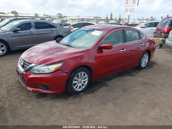 1N4AL3AP1JC147264 2018 NISSAN ALTIMA - Image 2