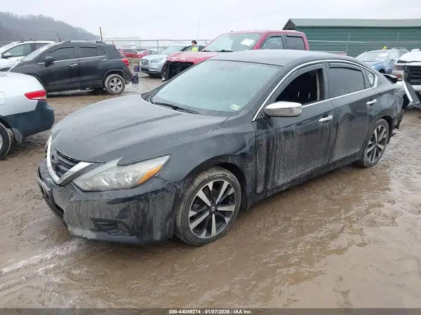 1N4AL3AP1JC150780 2018 NISSAN ALTIMA - Image 2