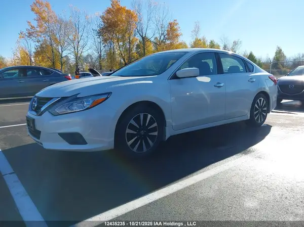 1N4AL3AP1JC151704 2018 NISSAN ALTIMA - Image 2