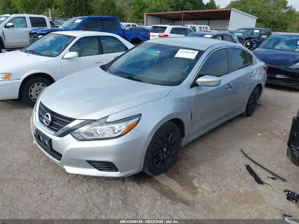 1N4AL3AP1JC151850 2018 NISSAN ALTIMA - Image 2