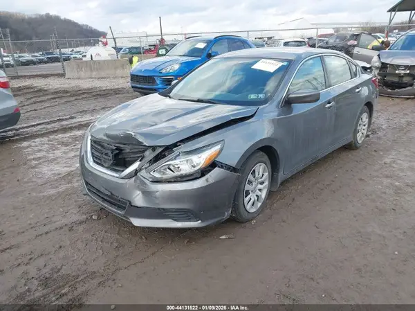 1N4AL3AP1JC152240 2018 NISSAN ALTIMA - Image 2