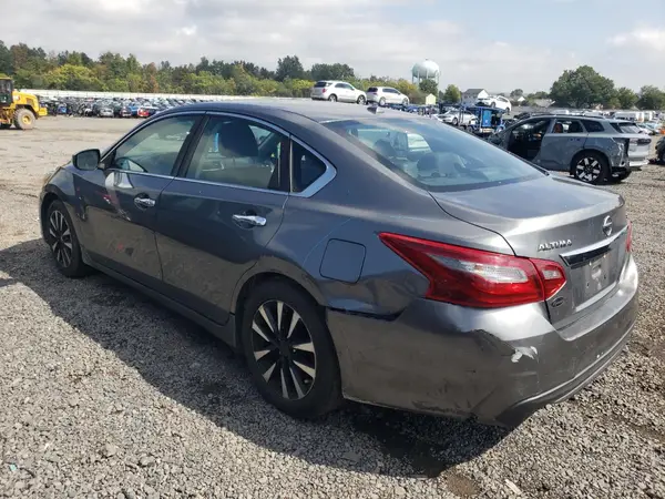 1N4AL3AP1JC153470 2018 NISSAN ALTIMA - Image 2