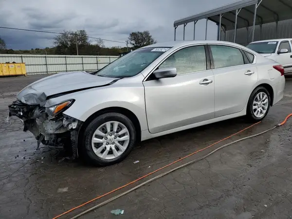 1N4AL3AP1JC155932 2018 NISSAN ALTIMA - Image 1