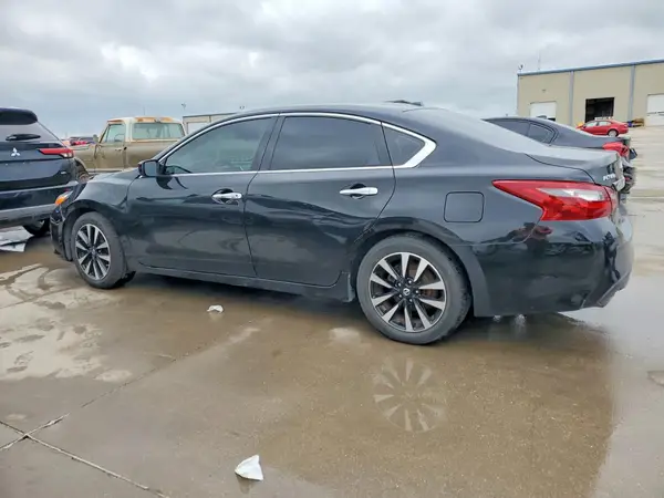 1N4AL3AP1JC157020 2018 NISSAN ALTIMA - Image 2