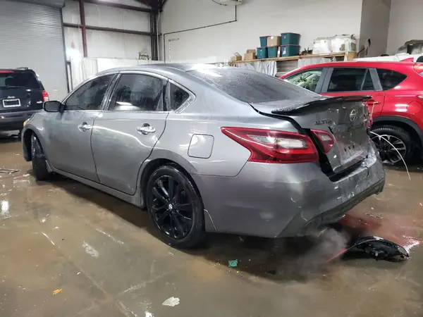 1N4AL3AP1JC157132 2018 NISSAN ALTIMA - Image 2