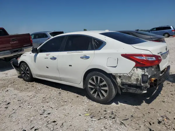 1N4AL3AP1JC158054 2018 NISSAN ALTIMA - Image 2