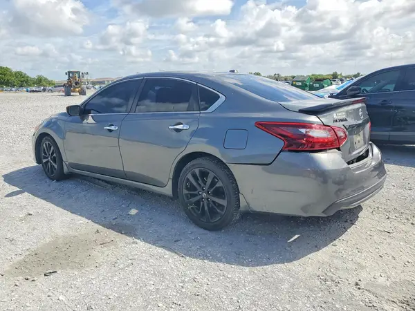 1N4AL3AP1JC159219 2018 NISSAN ALTIMA - Image 2