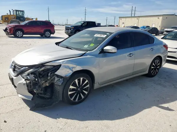 1N4AL3AP1JC161620 2018 NISSAN ALTIMA - Image 1