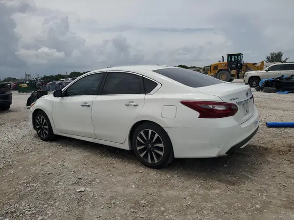 1N4AL3AP1JC163528 2018 NISSAN ALTIMA - Image 2