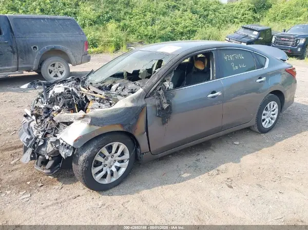 1N4AL3AP1JC164727 2018 NISSAN ALTIMA - Image 2