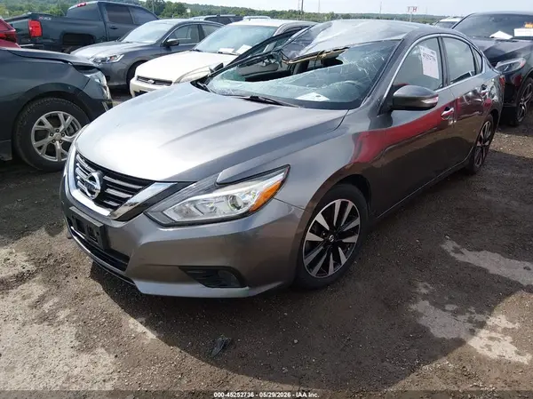 1N4AL3AP1JC176358 2018 NISSAN ALTIMA - Image 2