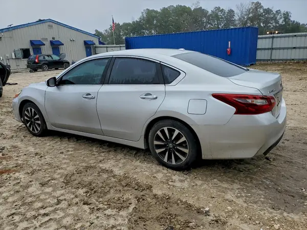 1N4AL3AP1JC176926 2018 NISSAN ALTIMA - Image 2