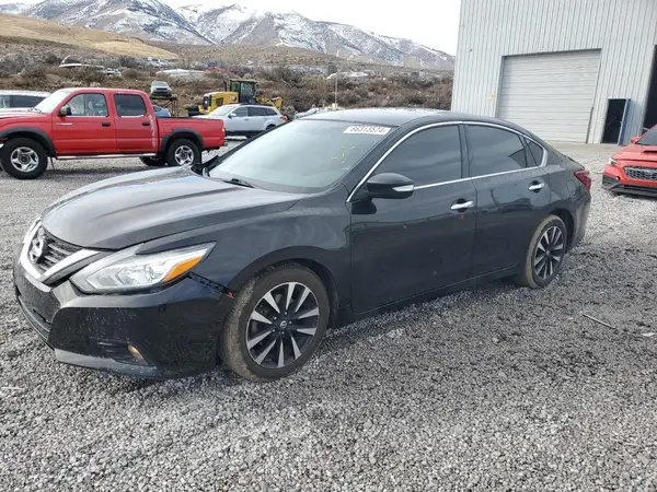 1N4AL3AP1JC178031 2018 NISSAN ALTIMA - Image 1