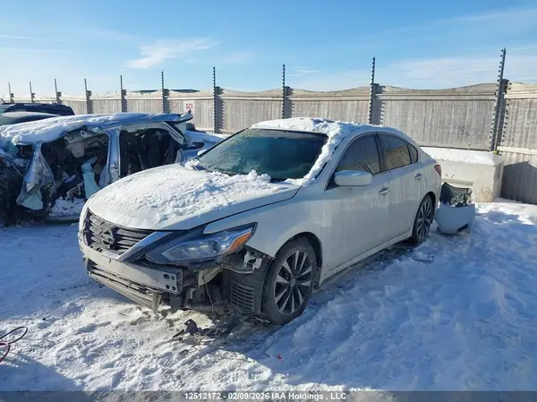 1N4AL3AP1JC179177 2018 NISSAN ALTIMA - Image 2