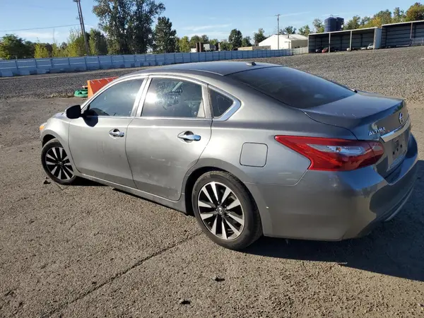 1N4AL3AP1JC179809 2018 NISSAN ALTIMA - Image 2