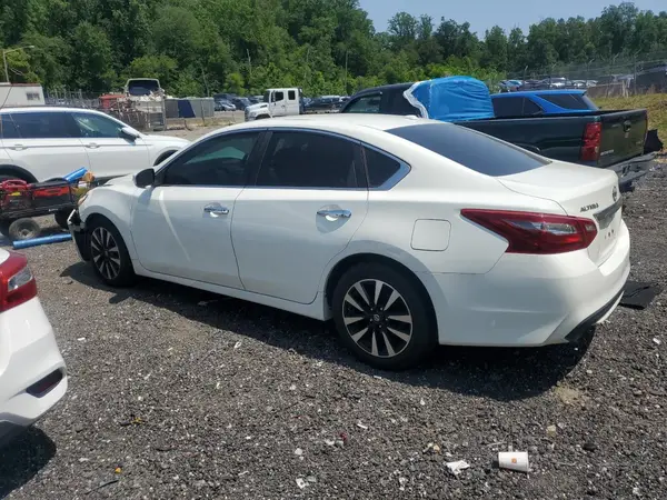 1N4AL3AP1JC180748 2018 NISSAN ALTIMA - Image 2